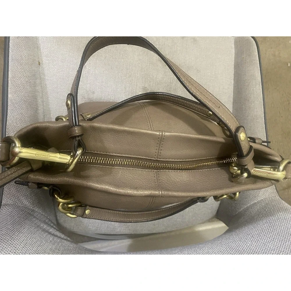Vintage Coach Taupe Leather Handbag Shoulder Purse Pebbled Brown Satchel Womens